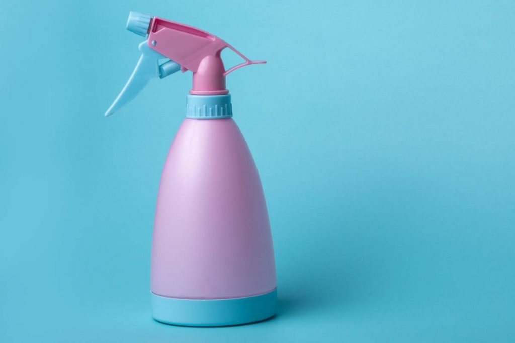 Best Flea Spray For Furniture & Carpets Get Rid Of Fleas Fast